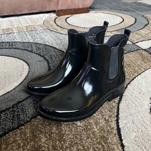 Women's Michael Kors Rubber Rain Boots Size 8